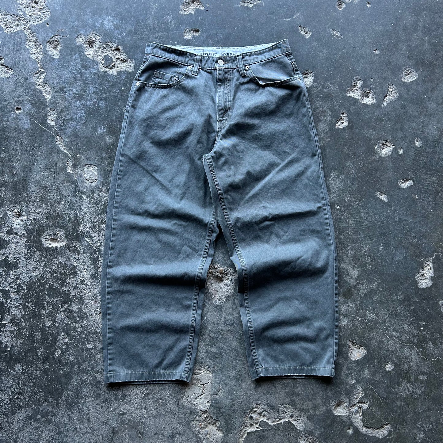 Vintage Levi Pants - 32