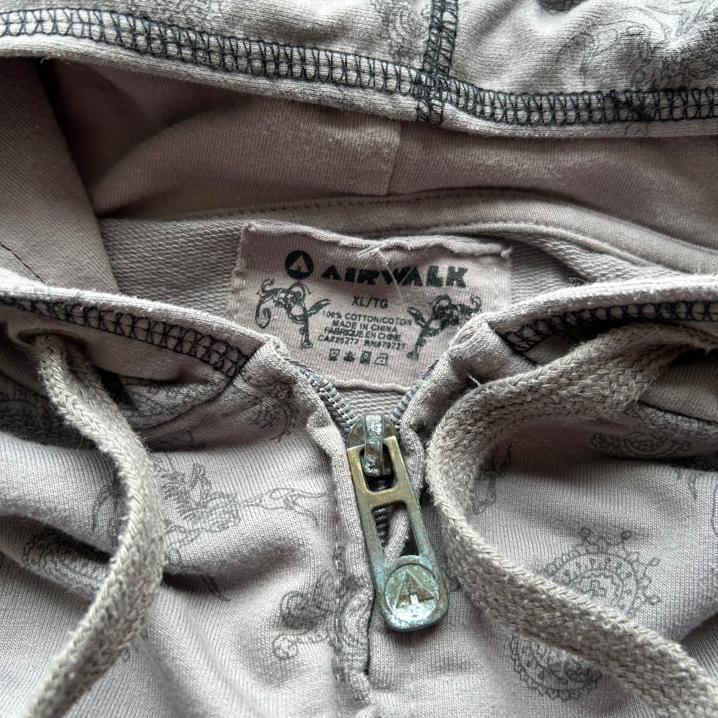 Airwalk Y2K Zip Hoodie - XL